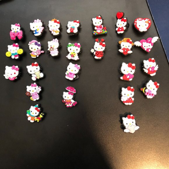Hello Kitty 25 Piece Shoe Charms Variety Bag 1" Charms - Picture 1 of 5